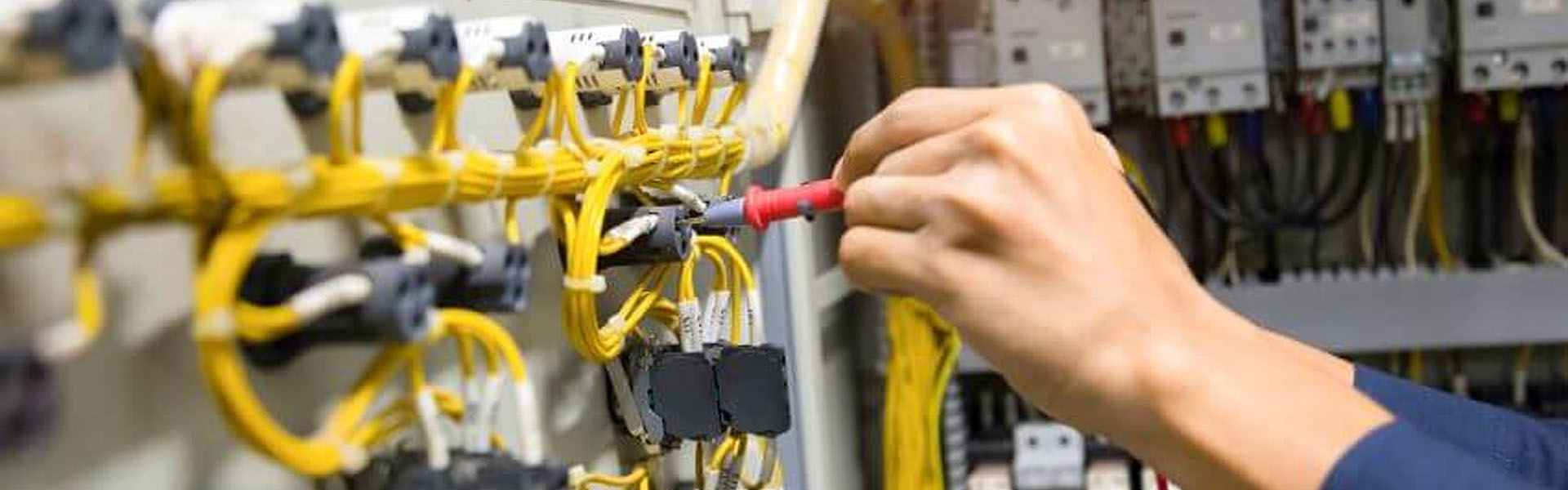 Instalaciones Eléctricas Certificadas y Garantizadas en Saltillo y Monterrey: Más que Voltaje, es Confianza